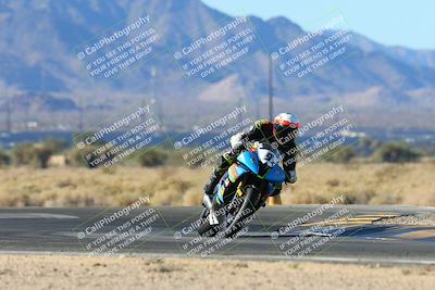 media/Jan-12-2025-CVMA (Sun) [[be1d2b16e3]]/Race 2-Supersport Middleweight/